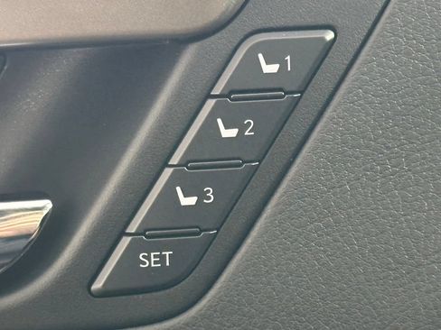 Used 2017 Lexus RX 350 AWD w/ Premium Package image 41
