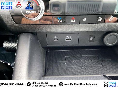 Used 2022 Mitsubishi Outlander SEL image 34