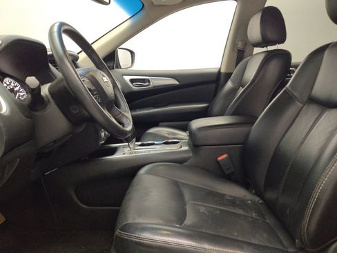 Used 2018 Nissan Pathfinder SL FWD image 17
