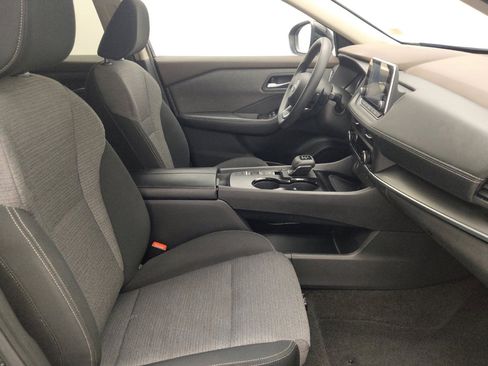 Used 2023 Nissan Rogue SV FWD image 21
