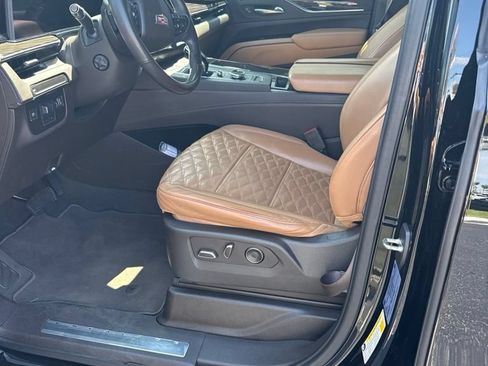 Used 2021 Cadillac Escalade Sport RWD image 9