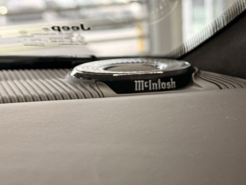 Used 2024 Jeep Grand Wagoneer Series III w/ Quick Order Packagew 28T image 17