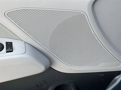 Used 2017 Hyundai Elantra SE FWD image 18