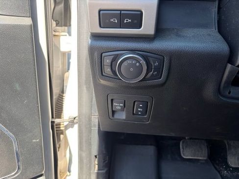 Used 2018 Ford F150 Lariat AWD/4WD image 19
