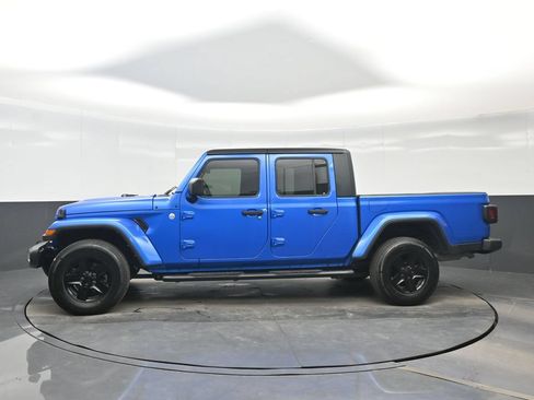 Used 2021 Jeep Gladiator Sport AWD/4WD image 3