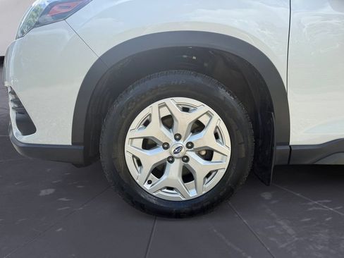 Used 2023 Subaru Forester AWD/4WD image 14