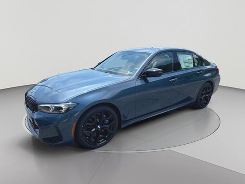 New 2026 BMW 330i xDrive Sedan w/ M Sport Package AWD/4WD image 6