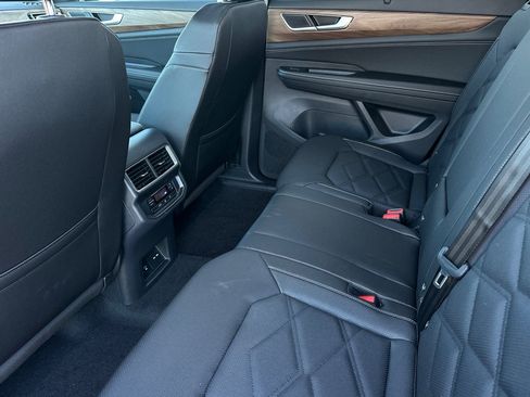 New 2026 Volkswagen Atlas SE AWD/4WD image 12