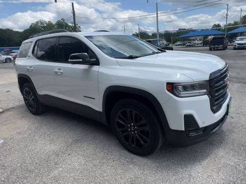 Used 2023 GMC Acadia SLE w/ Elevation Edition FWD image 2