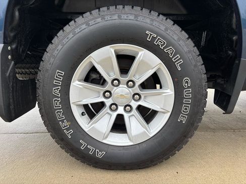 Used 2020 Chevrolet Silverado 1500 LT w/ All-Star Edition image 35