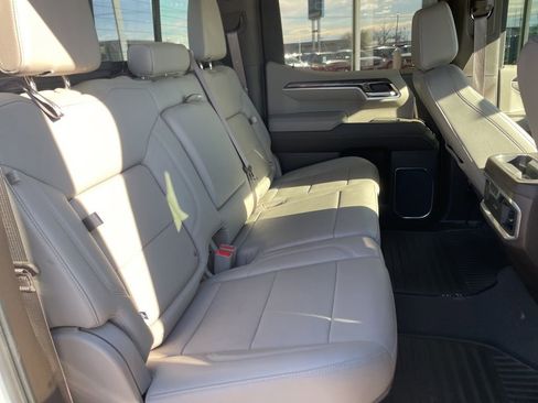 Used 2022 Chevrolet Silverado 1500 LTZ w/ LTZ Convenience Package II image 23