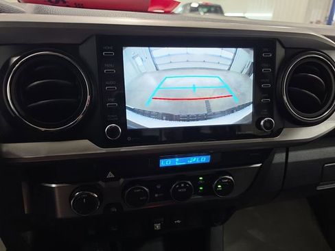 Used 2021 Toyota Tacoma SR5 w/ Trail Edition AWD/4WD image 14