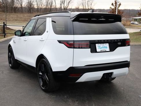 Used 2023 Land Rover Discovery S R-Dynamic image 6