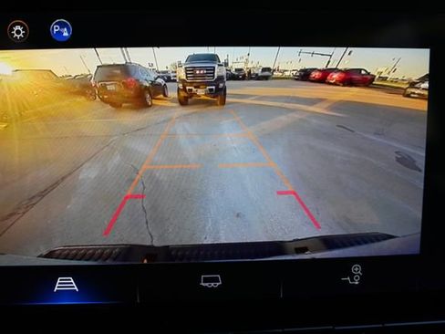 Used 2024 Chevrolet Colorado Z71 w/ Z71 Convenience Package 2 image 22