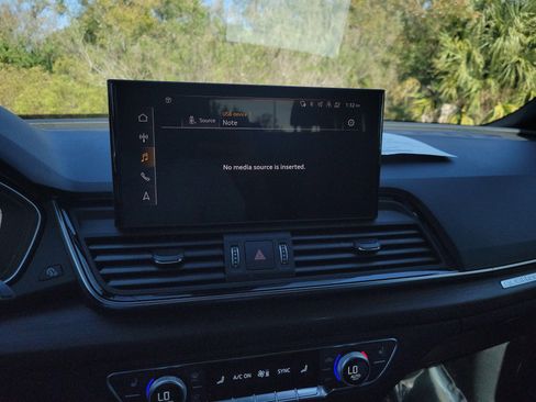 Used 2023 Audi Q5 2.0T Premium Plus w/ Premium Plus Package image 25