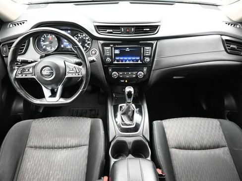 Used 2019 Nissan Rogue SV AWD/4WD image 17