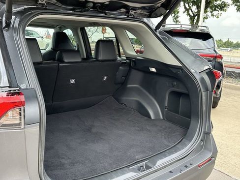 Certified 2024 Toyota RAV4 XLE Premium AWD/4WD image 31