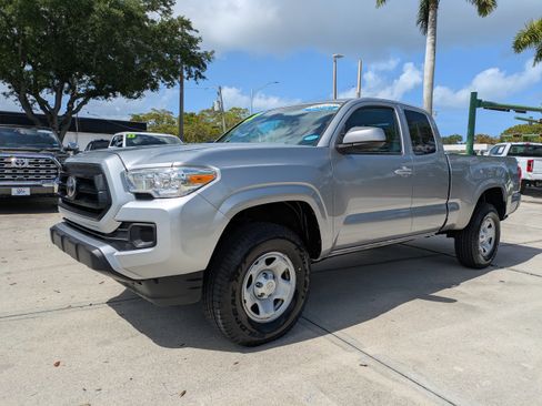 Used 2021 Toyota Tacoma SR w/ SR Convenience Package AWD/4WD image 7