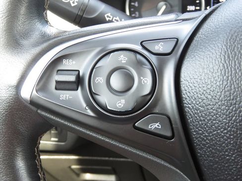 Used 2017 Buick Envision Premium w/ LPO, Hit The Road Package AWD/4WD image 22