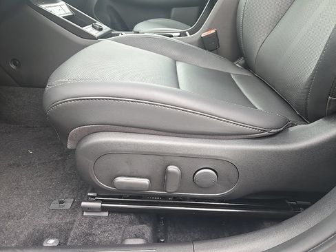 Certified 2026 Hyundai Kona SEL Premium AWD/4WD image 24
