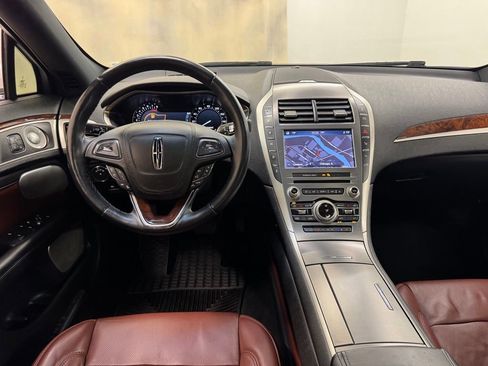 Used 2020 Lincoln MKZ Reserve w/ Luxury Package FWD image 18