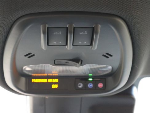 New 2026 Chevrolet Trax RS w/ Sunroof Package FWD image 20