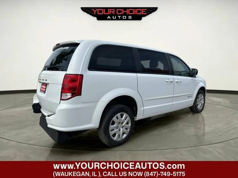 Used 2017 Dodge Grand Caravan SE w/ Power Window Group FWD image 6