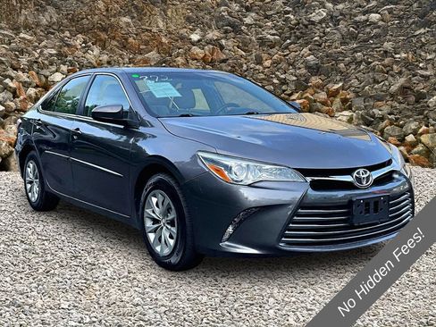 Used 2016 Toyota Camry LE w/ Protection Package (Q2) FWD image 9