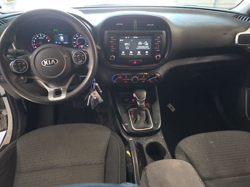 Used 2020 Kia Soul S FWD image 4