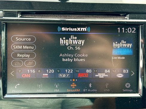 Used 2018 Nissan Rogue SV image 16