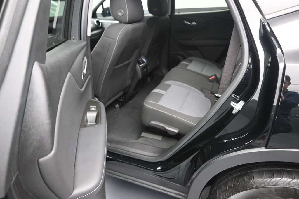 Used 2023 Chevrolet Blazer LT FWD image 13