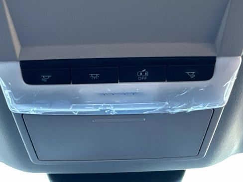 New 2025 Nissan Sentra SV image 37