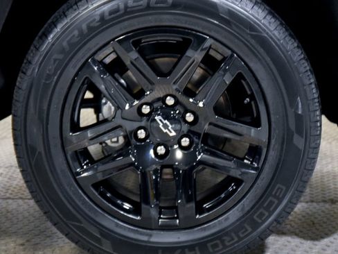 Used 2024 Chevrolet Silverado 1500 RST w/ LPO, Dark Essentials Package AWD/4WD image 13