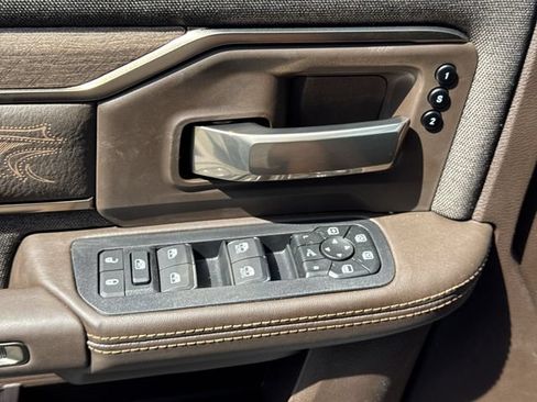 New 2026 RAM 3500 Limited AWD/4WD image 32