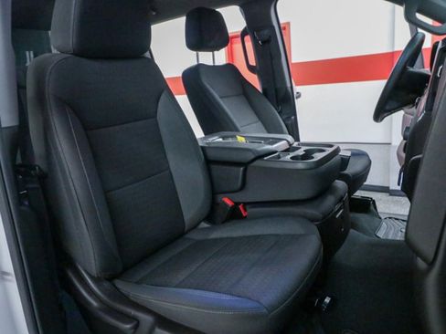 Used 2024 Chevrolet Silverado 2500 Custom w/ Custom Value Package image 24