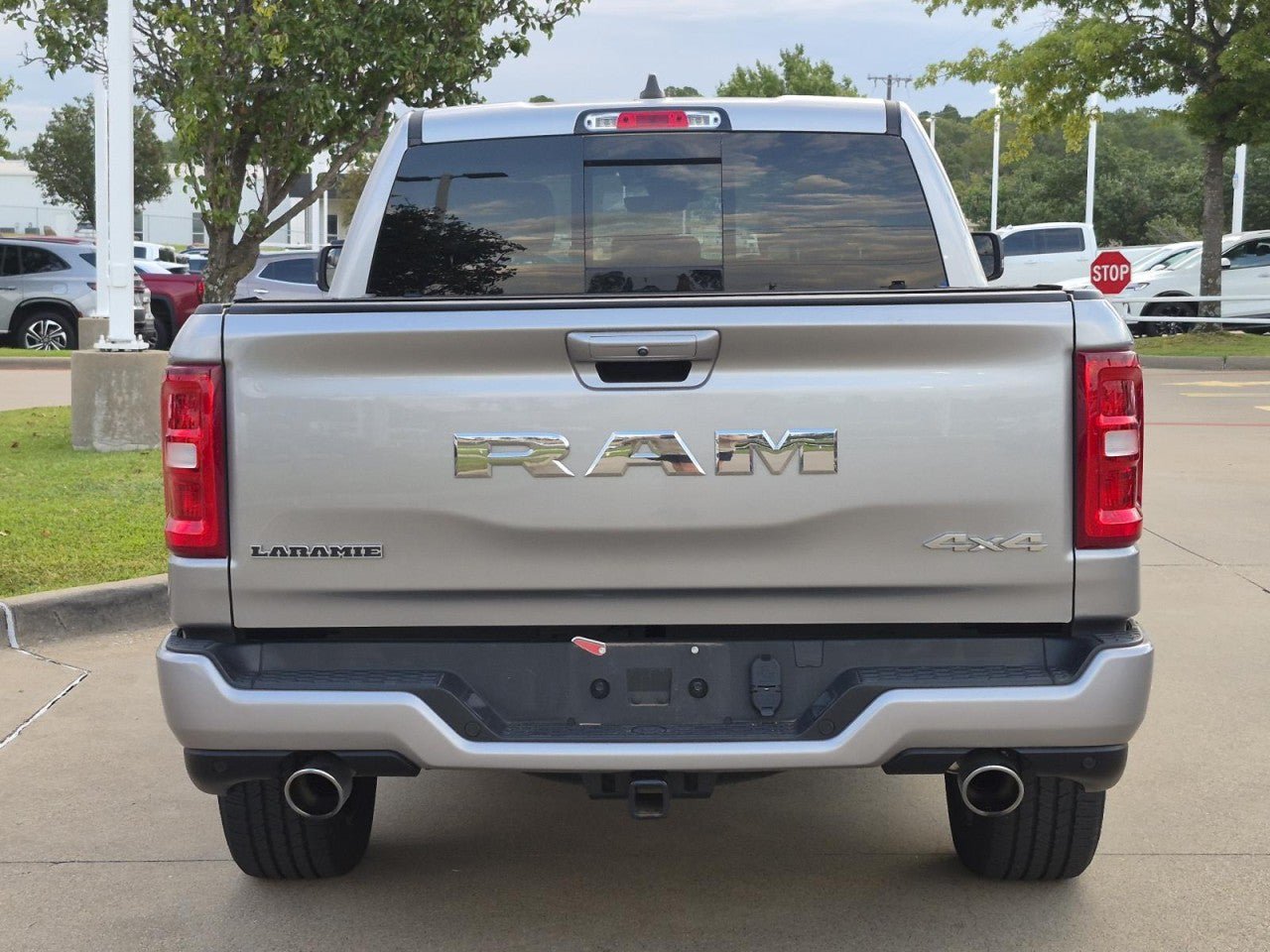 Used 2025 RAM 1500 Laramie w/ Laramie Southwest Edition AWD/4WD image 5