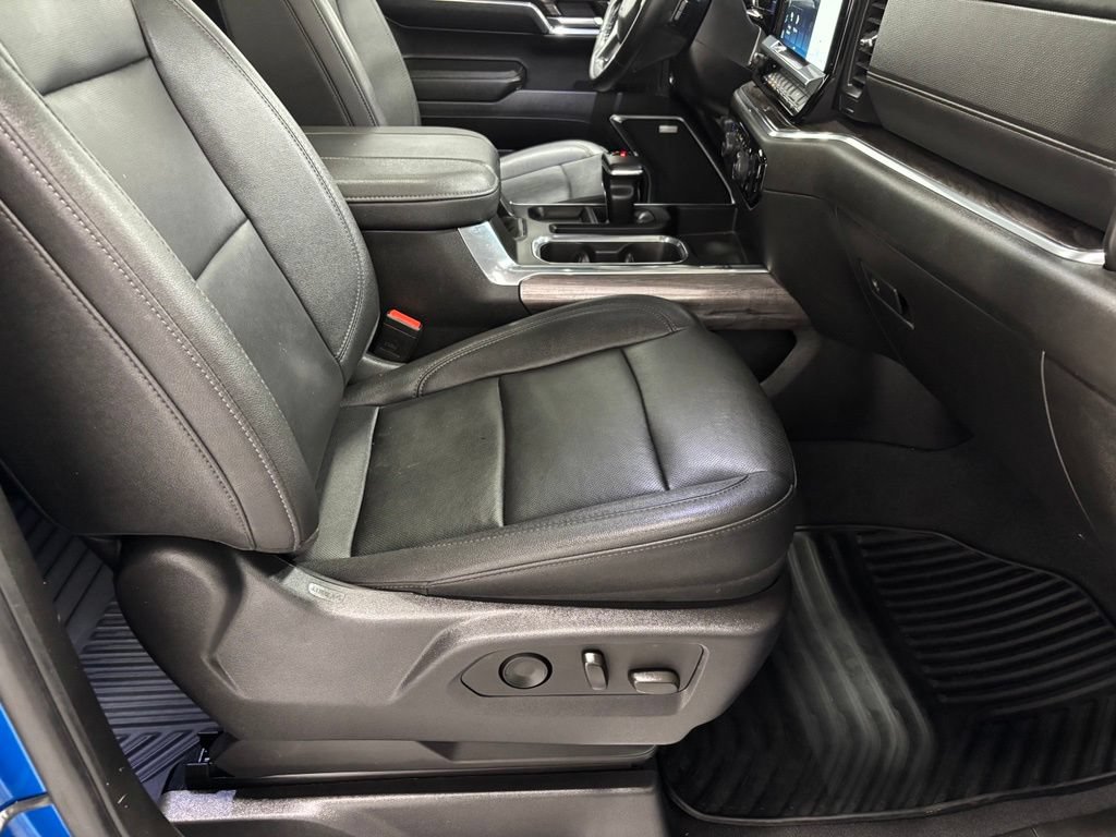 Used 2023 Chevrolet Silverado 1500 LTZ w/ LTZ Premium Package AWD/4WD image 56