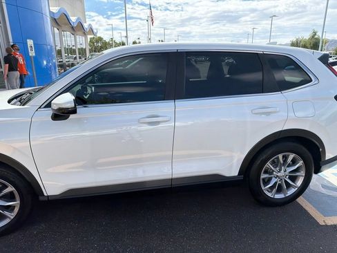 Used 2025 Honda CR-V EX-L image 6