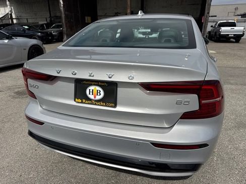 Used 2024 Volvo S60 B5 Core FWD image 6