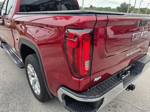 Used 2020 GMC Sierra 1500 SLT w/ SLT Premium Plus Package RWD image 13