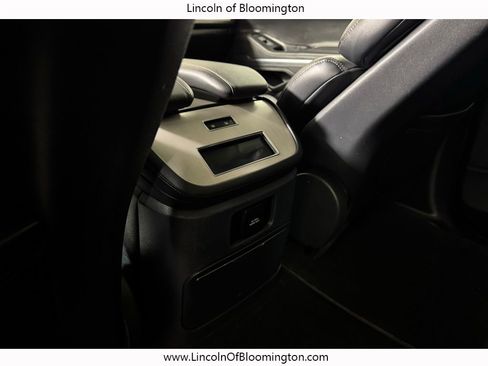 Used 2025 Lincoln Navigator L Reserve image 55