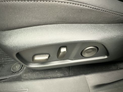 Certified 2026 Chevrolet Equinox LT w/ Convenience Package II image 15