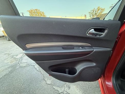 Used 2017 Dodge Durango R/T w/ Technology Group image 25