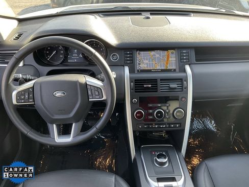 Used 2019 Land Rover Discovery Sport SE image 36