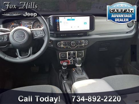 Used 2025 Jeep Wrangler Unlimited Sport AWD/4WD image 13