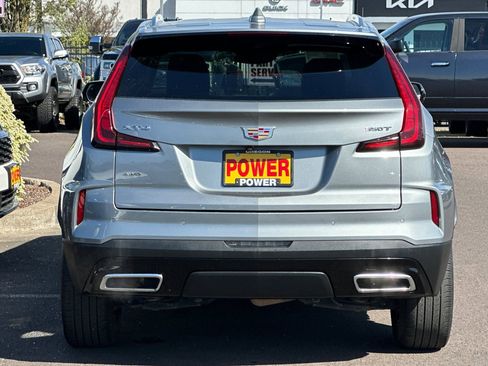 Used 2024 Cadillac XT4 Premium Luxury AWD/4WD image 5