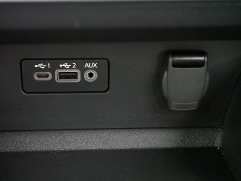 Used 2025 Nissan Altima 2.5 SV image 28