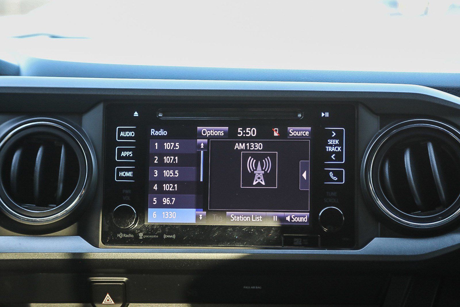 Used 2019 Toyota Tacoma TRD Off-Road w/ Technology Package RWD image 14