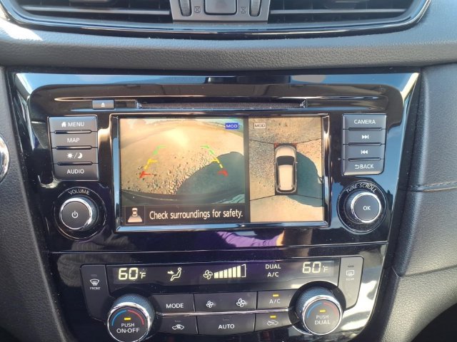 Used 2020 Nissan Rogue SV w/ Premium Package FWD image 25