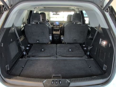 Certified 2022 Ford Explorer Limited AWD/4WD image 34